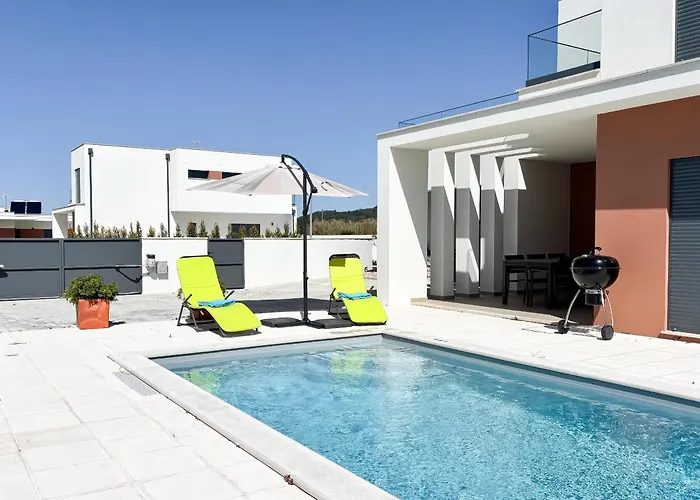 Casa Da Praceta - By Sch Alfeizerao